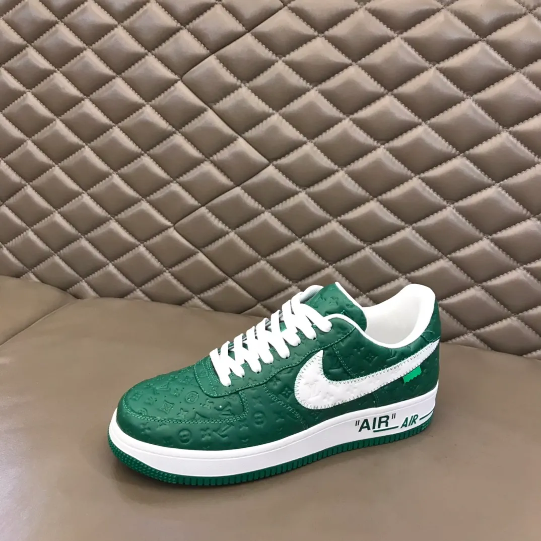 Men's shoes💰p440 "*oui* Vuitto*" x OFF-WHITE x Nike three-party collaboration! Trendy and cool men's casual sports shoes with unrivaled color matching. The design idea basically continues the style of THE TEN. The Swoosh line and tongue label have a very familiar visual effect and are both fashionable and trendy! A must-have for fashionistas! The effect on your feet is absolutely stunning! Size: 38-45